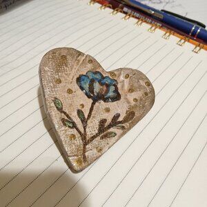 HAND MADE & HAND PAINTED POLYMER  HEART PIN